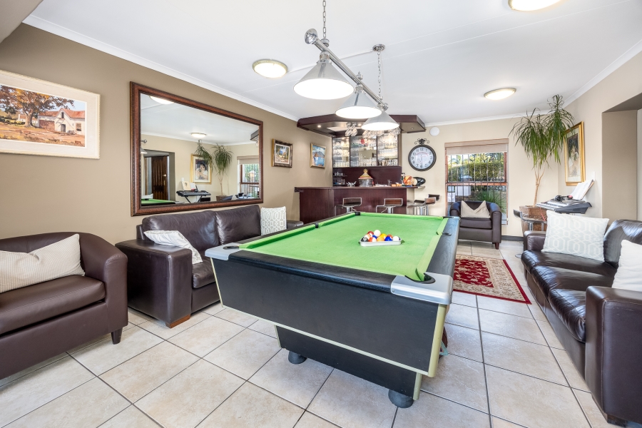 6 Bedroom Property for Sale in Eversdal Western Cape